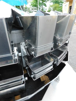 USED YAMATO SCALE CO. ADW-524 SW