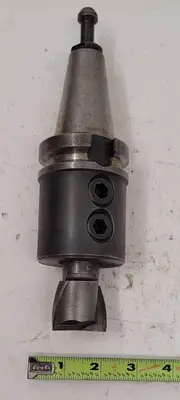 Used LYNDEX CAT 40 TOOL HOLDER Misc Industrial Equipment Kentucky US | Aucto #687882