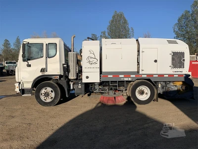 Used 2015 WAYNE GLADIATOR Street Sweeper California US | Mittry Construction #1363492