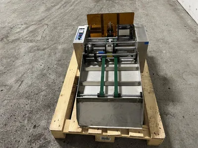 Wrap Around Jar Labeler.