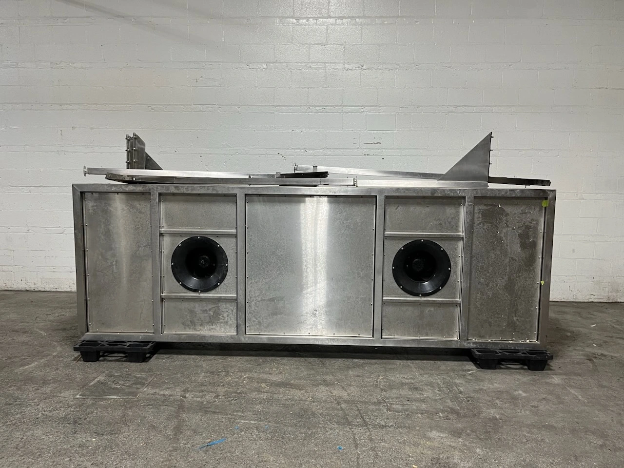 Used _UNKNOWN_ _UNKNOWN_ Laminar Flow Hoods Ohio US | Federal Equipment Company #1553278