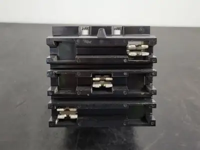USED SQUARE D FA36020