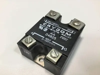 USED CRYDOM D4825