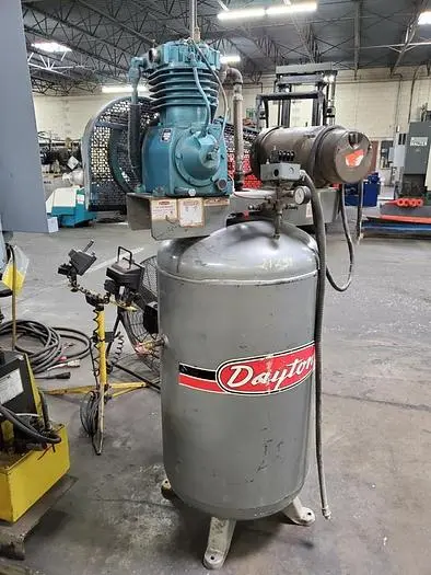 Used 1988 DAYTON 3Z967A-MODIFIED Lubricated Reciprocating Air Compressors Pennsylvania US | Hildebrand Machinery Co. #1485935