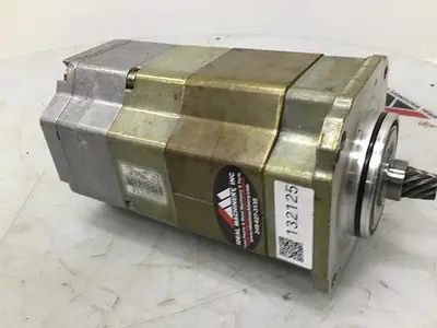 USED SIEMENS 1FK6083-6AZ21-9ZZ9-Z S03