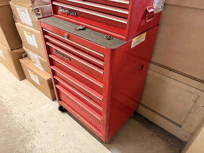 Used SNAP-ON 3 TOOL BOX SET INCLUDES ROLL AROUND, AND 2 ADDITIONAL STACKED TOOL BOXES. Tool Box Michigan US | Miedema Asset Management Group #1353219