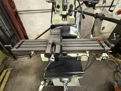 Used 2012 FIRST LC-185VSX-B Vertical Mills Ontario CA | Trader Machinery Inc #1498247