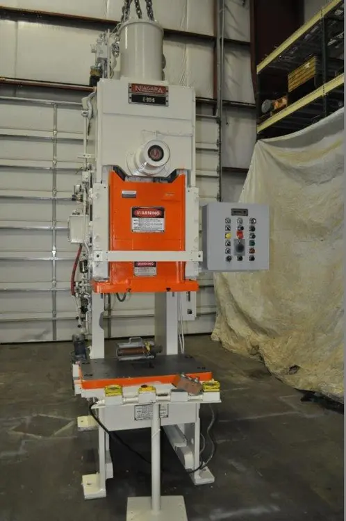 Used NIAGARA E 90 Gap Frame (OBS) Presses Ohio US | D & D Industries #437806