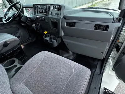 Used 2020 INTERNATIONAL MV Box trucks Florida US | Truck and Van Outlet #1509220