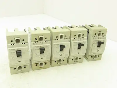 Mitsubishi NF30-FA 3-Pole No Fuse Circuit Breaker 10A 200-230V 3Ph Lot of 5
