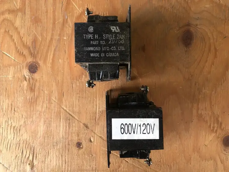 Used HAMMOND Z9768 Transformers British Columbia CA | Lenmark #264856