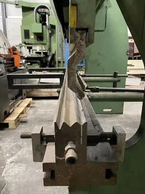 USED MANURHIN 65 TON X 2550 MM