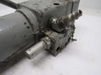 DP-1101-3 Pneumatic Machine Central Lubrication Pump