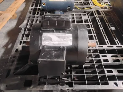 FIFE CORPORATION C6CT7R A.C. Motors | ESS Industrial Equipment Sales (1)