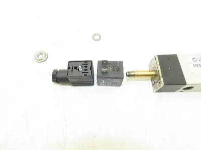 Concordia Fluidtecknik 552/6/AG14N/SS Solenoid Valve 24VDC 5 Way 2 Pos 1/4"NPT