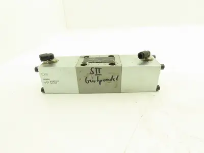 Wandfluh AK4D62 Pneumatic Solenoid Operated Hydraulic 4/3 Spool Valve 5000 PSI