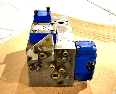 4WEH10E45/6EG24N9ETK4, 143606-2 | Bosch Rexroth 143606-2 Valve PK-30-M1H-H945-01, 4WEH10E45/6EG24N9ETK4 R900928594 - Used