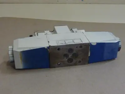 USED VICKERS DG4V36CMP7H7P1050