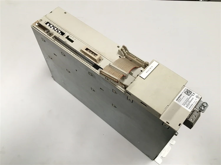 Used SIEMENS 6SN1123-1AA00-0DA2, PART OF THE SET-LT-MODUL INT.8 Misc Electrical & Power Parts BE | Apt International N.V #363782