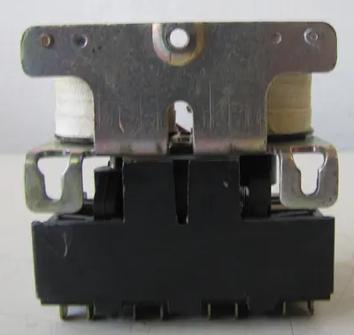 USED SQUARE D 8965