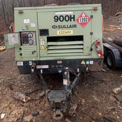 USED 2011 SULLAIR 900H