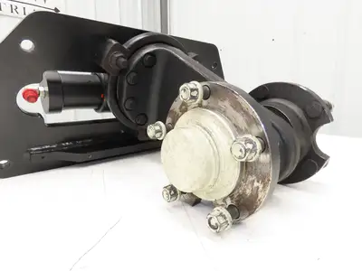 Yale 4041725 Dual-Wheel Rear Steer Axle Assembly Off ERP035VTN36TE084 Forklift