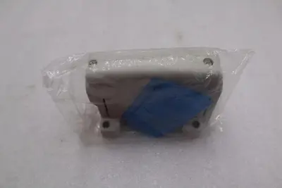 NEW OPEN BOX SMC VVQC2000-2A-1-C10 VVQC20002A1C10  STOCK 1386-A