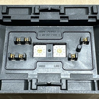NEW Allen-Bradley 1792D-8BVT8D