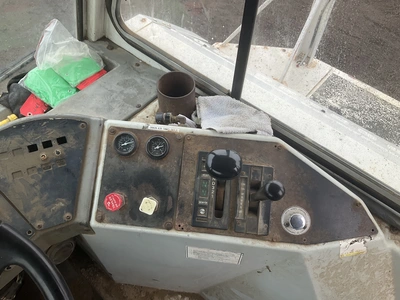 USED 2008 OTTAWA 4X2 YARD SPOTTER