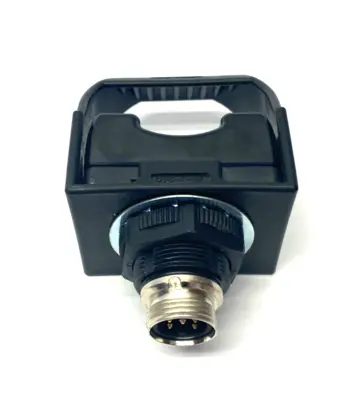 USED BANNER ENGINEERING MOMENTARY ACTION OPTICAL TOUCH BUTTON OTB SERIES 34078