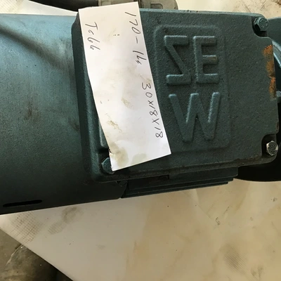 Sew-Eurodrive R67DT90L4BMG2HR Gear Reducer Ratio: 28.13:1 2 hp