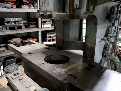 60 TON BLISS MODEL #C-60 OBI STAMPING PUNCH PRESS 8" STROKE: STOCK #23462