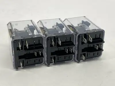 New | in-Stock Tyco Electronics Relay 10A 24VDC 1/3HP LOT OF 3 Relays & Switches Michigan US | Maverick Industrial Sales #1395711
