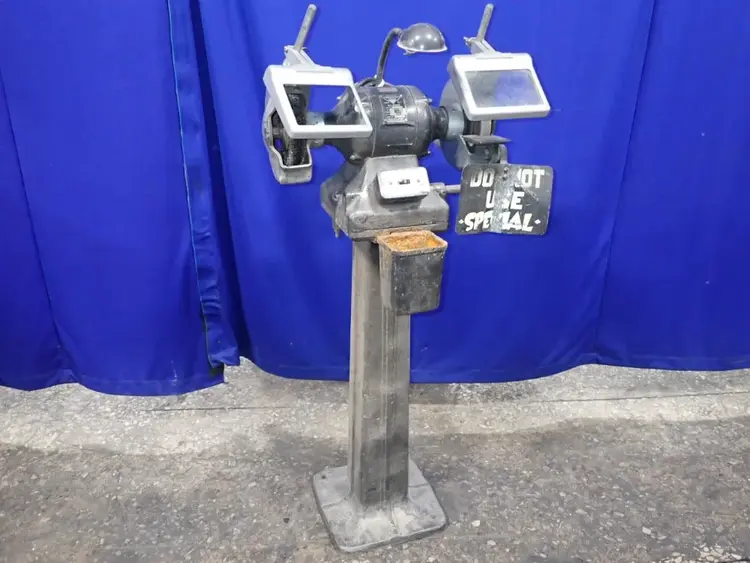 Used MILLERS FALLS TOOL 87 Pedestal Type Grinders (Double End) Ohio US | HGR 24 #1006524