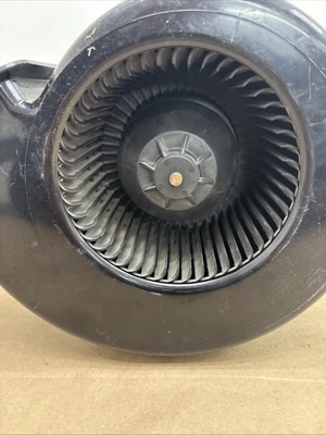 USED SPAL 004-B42-28 24V