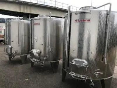 New Stock Letina 1188Gal/4500L Closed Top Jacketed Red Fermenter