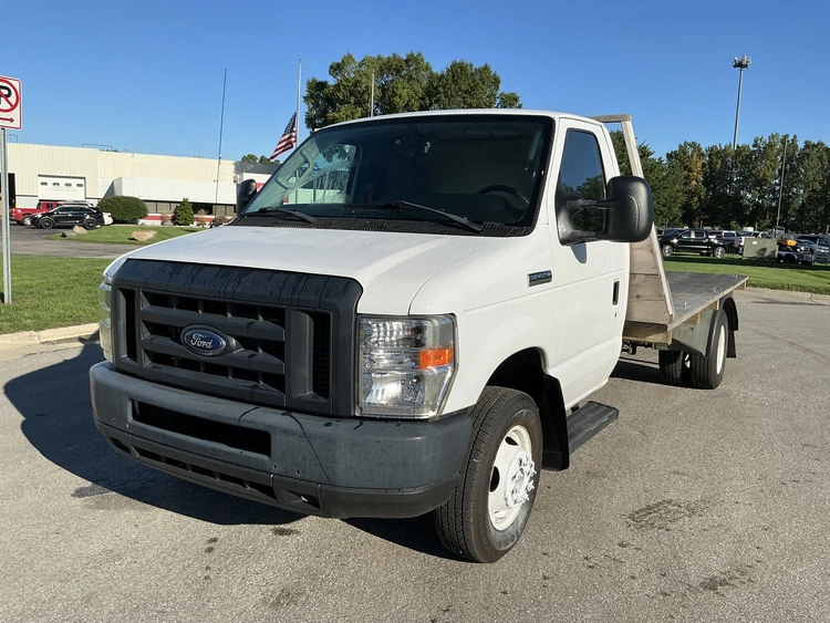 Used 2018 FORD ECONLINE Flatbed Trucks Michigan US | Miedema Asset Management Group #1437509