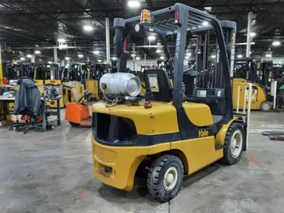 USED 2014 YALE GLP060