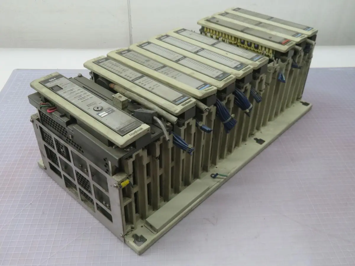 Used MODICON AS-H827-209 Programmable Logic Controllers Texas US | Aucto #1308442