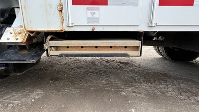 Used 2010 Altec DM47TR Truck-Mounted Cranes Maryland US | Zadoon Equipment #1480832