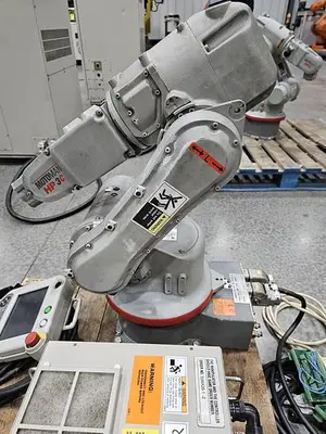 USED 2006 YASKAWA MOTOMAN HP3