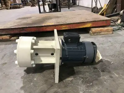 Hollmuller TPBU4-W-0.75-50 VK 0.75kW Coolant Pump 1410/1705RPM 220-480V 3PH