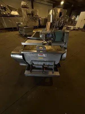 KIBBLING TROUGH/CONVEYOR