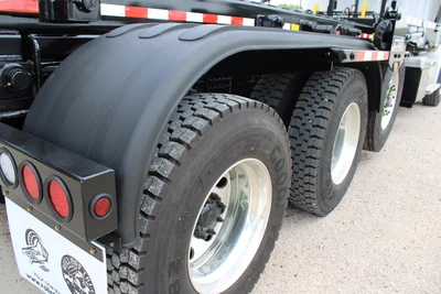 New | in-Stock 2027 WESTERN STAR 47X Hooklifts & Roll-Offs Texas US | Roll Off Truck World #1492010