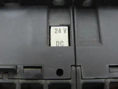 Moeller DIL ER-31-G Contactor 24VDC Coil 10A 600V 4-Pole 3NO 1NC Lot Of 14