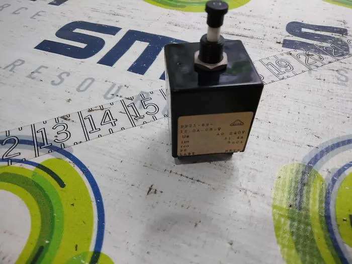 Used AIRPAX PP21-69-12.OA-OB-V Circuit Breakers | SMT Resource #484963