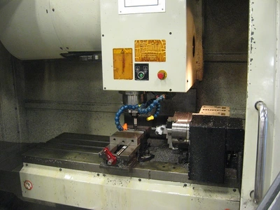 USED 2007 HURCO VM2