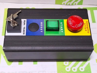 TOKYO ELECTRON EMERGENCY STOP/START/ RUN/TEACH OPERATOR CONTROL PANEL WITH KEYS