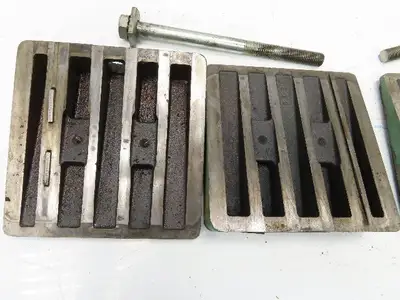AirLoc Wedgmount Precision Machine Leveler Vibration Pad 8"x 8"x 3"H  Lot of 2