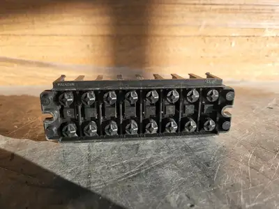 Panel Mount Barrier Terminal Block 2-Row 8-Position 75A